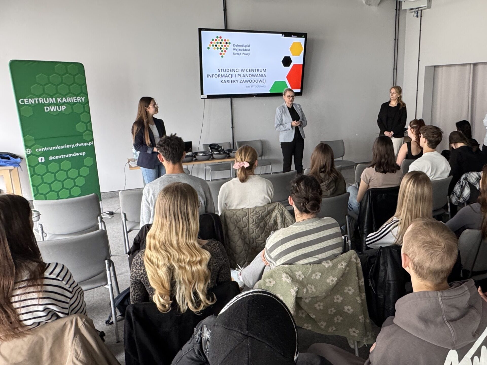 Zawody (prawie) na żywo – Studenci AWF w Centrum Kariery DWUP